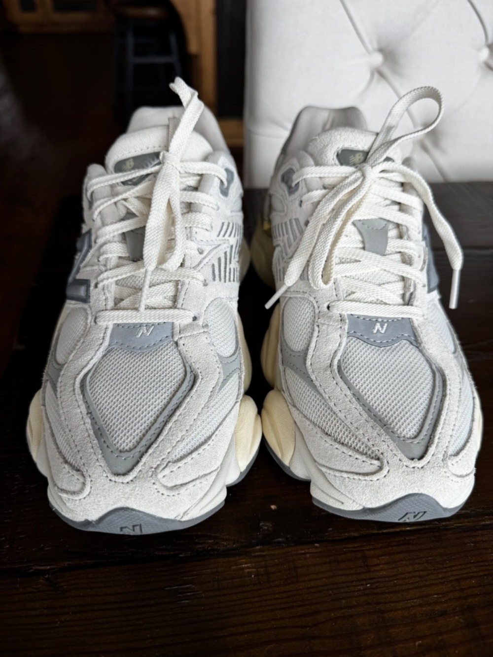 New Balance 9060 - Picture 2 of 4